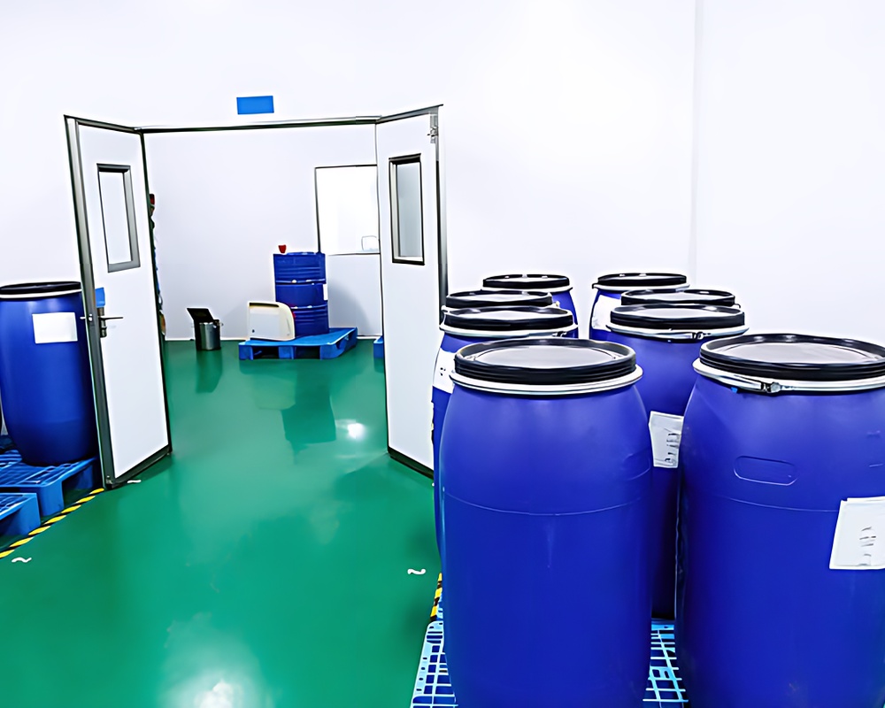 Read more about the article IBC Tanklarında Sıvı Seviye İzleme Sistemleri: Güvenli Depolama ve Takip