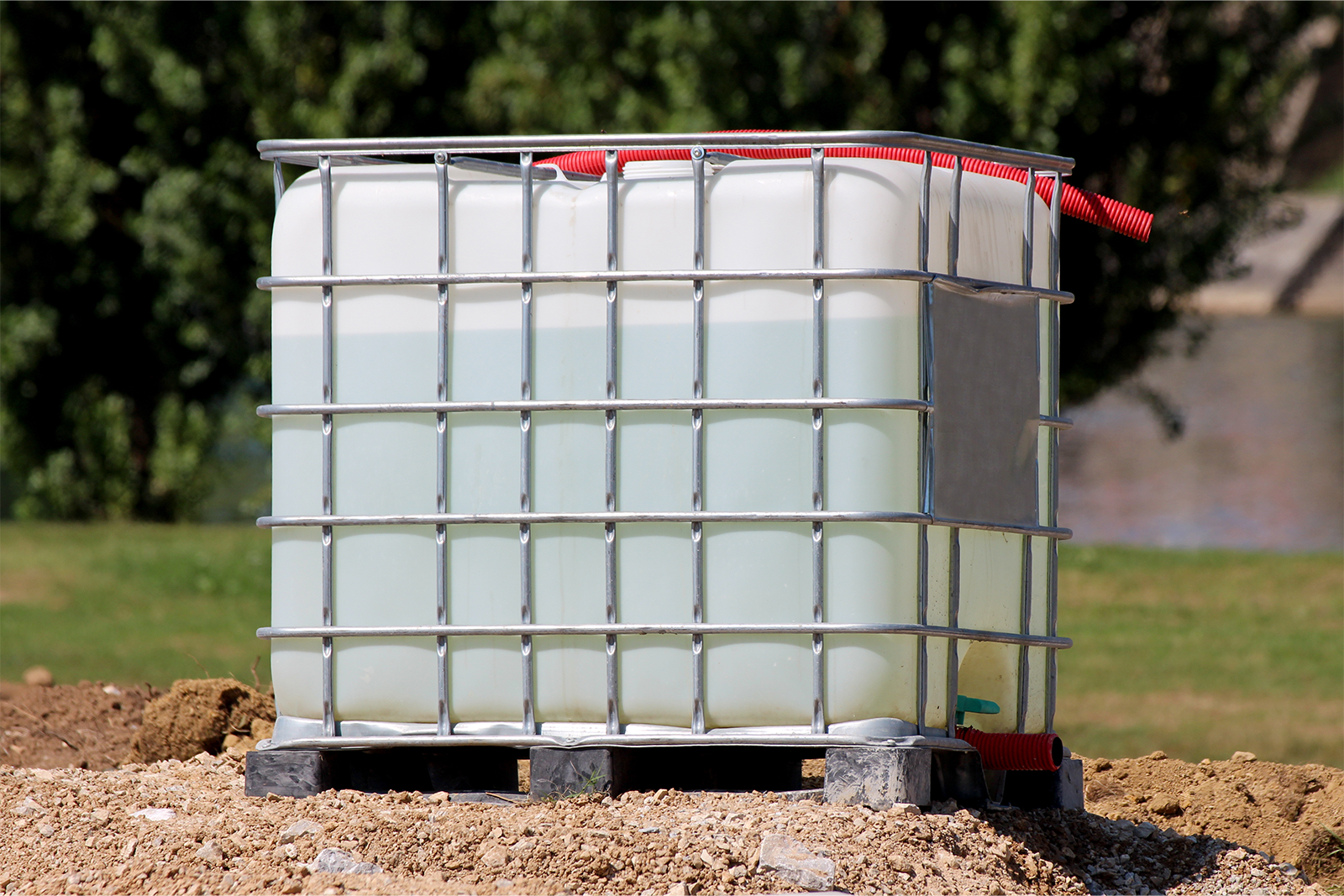 Read more about the article Plastik Paletli IBC Tank
